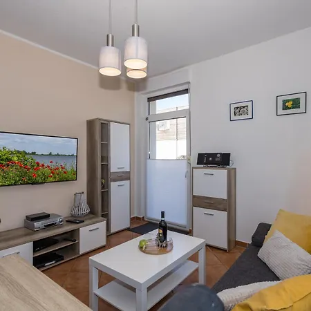 Lebensfreude Apartment *